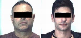 Droga nascosta nella vegetazione: arrestati due albanesi